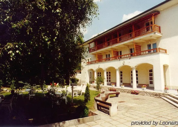 Hotel Romai